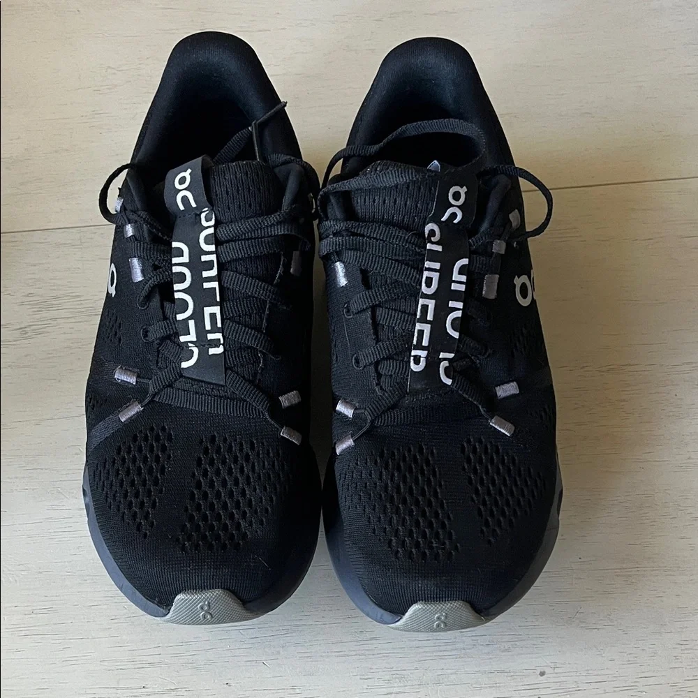 On Running Women’s Cloudsurfer - Picture 1 of 10